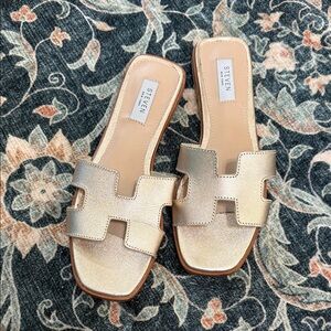Steve Madden Gold Slide Sandals